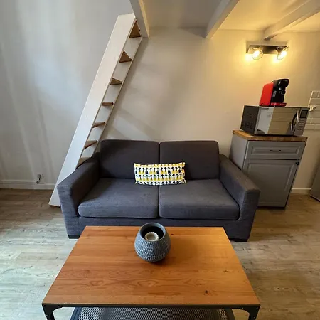 Joli Proche Apartment